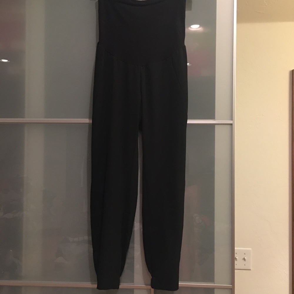 A Pea in the Pod black Maternity ankle pants Large